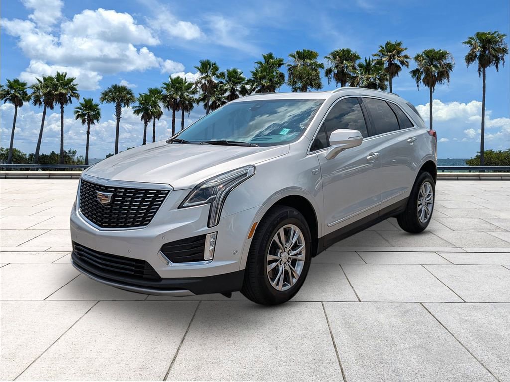 Used 2020 Cadillac XT5 Premium Luxury FWD image 3
