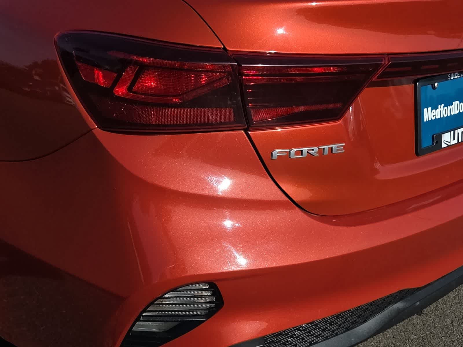 Used 2022 Kia Forte LXS FWD image 15