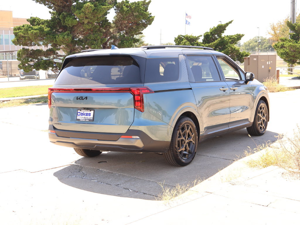 New 2027 Kia Carnival SX w/ Dark Edition Package FWD image 7