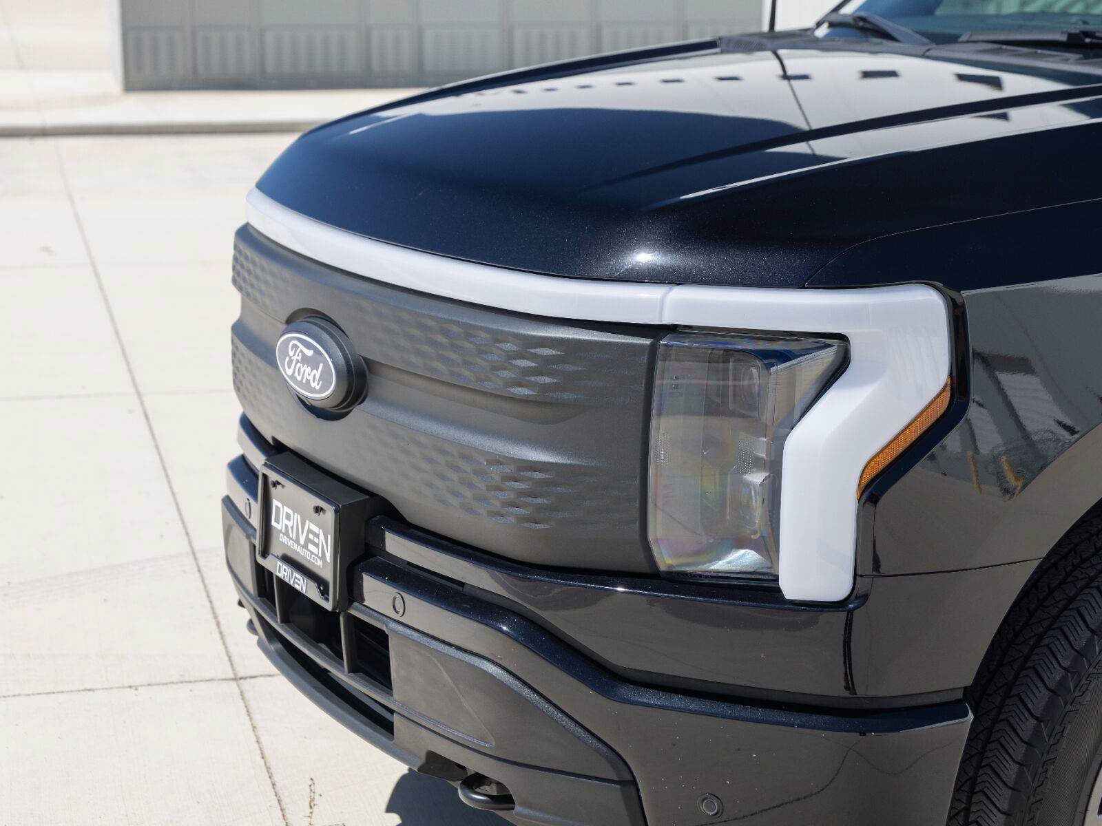 Used 2025 Ford F150 Lightning Flash AWD/4WD image 14
