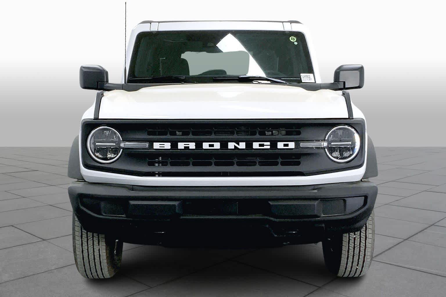 New 2026 Ford Bronco 2-Door AWD/4WD image 2