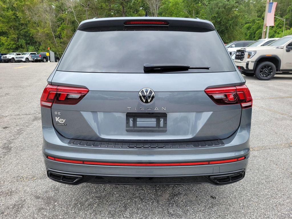 Used 2023 Volkswagen Tiguan SE R-Line FWD image 8