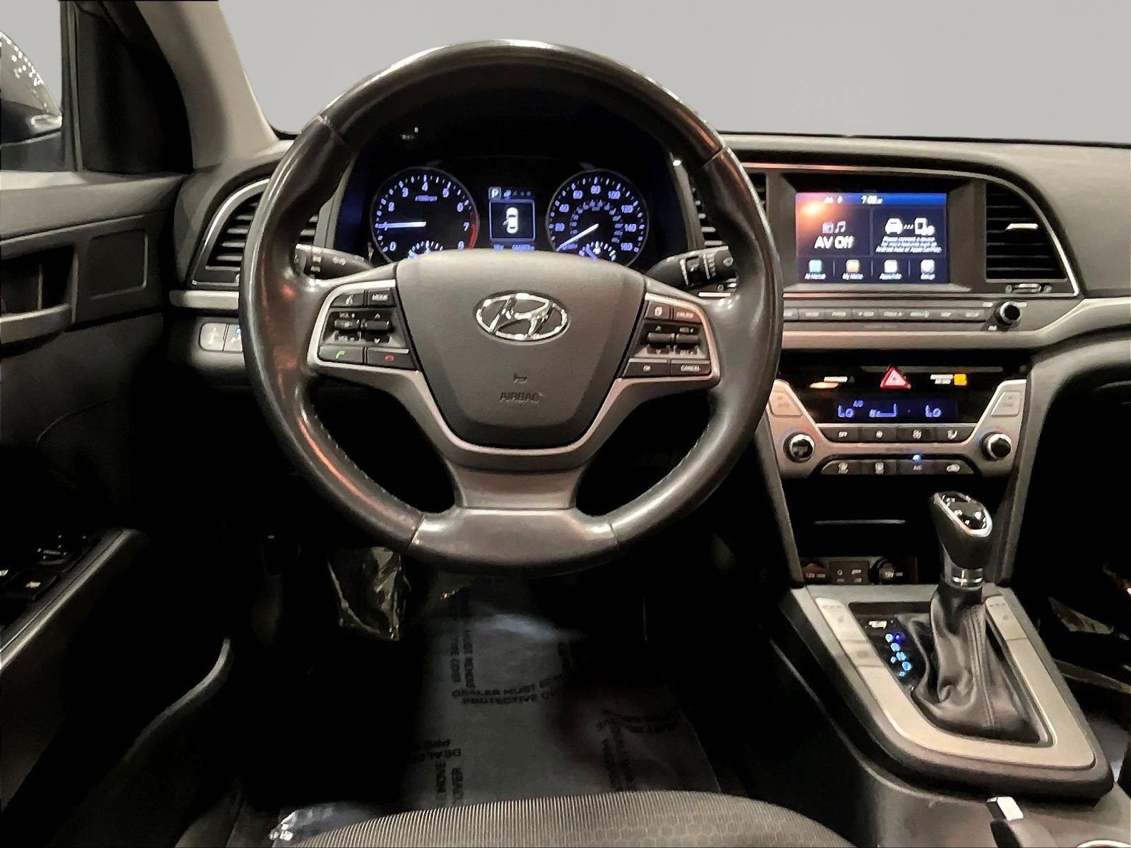Used 2018 Hyundai Elantra Value Edition w/ Winter Weather Package FWD image 8