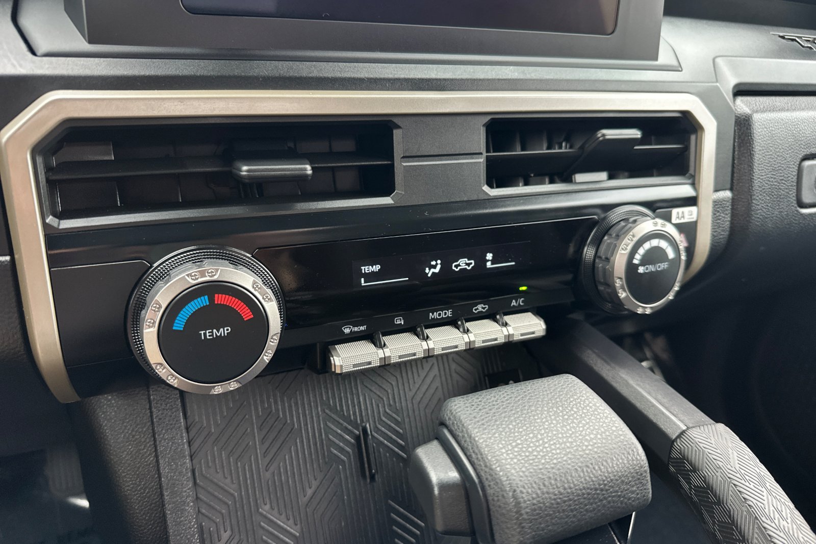 Certified 2026 Toyota Tacoma SR AWD/4WD image 26