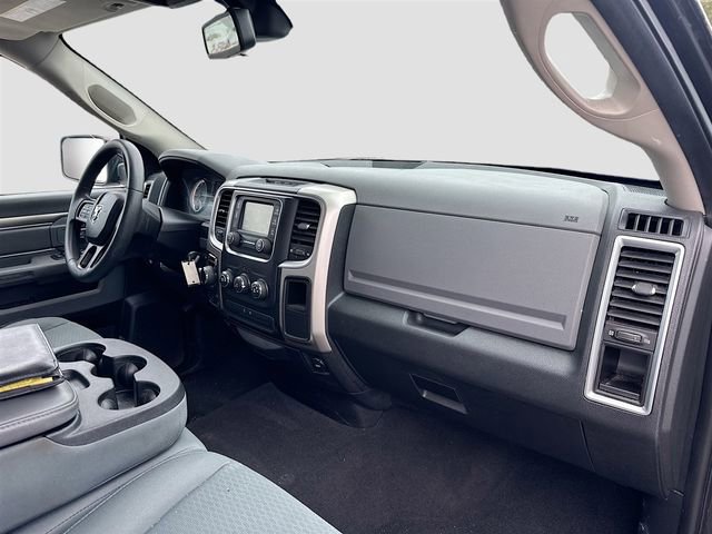 Used 2016 RAM 1500 Classic SLT AWD/4WD image 24