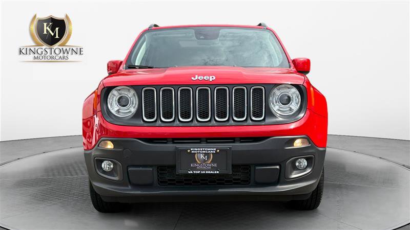 Used 2018 Jeep Renegade Latitude w/ UConnect 8.4 Nav Group AWD/4WD image 8