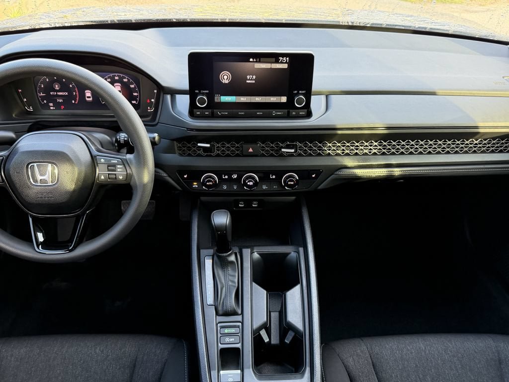 Used 2024 Honda Accord EX image 15
