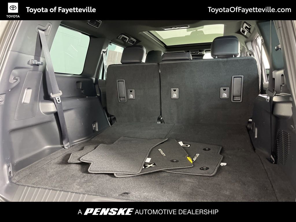 Used 2024 Lexus GX 550 550 Luxury+ w/ Cold Area Package image 11