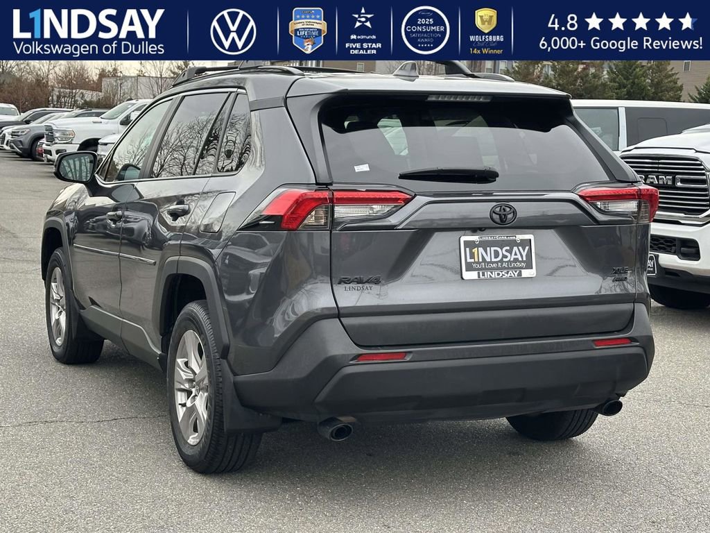 Used 2023 Toyota RAV4 XLE image 4