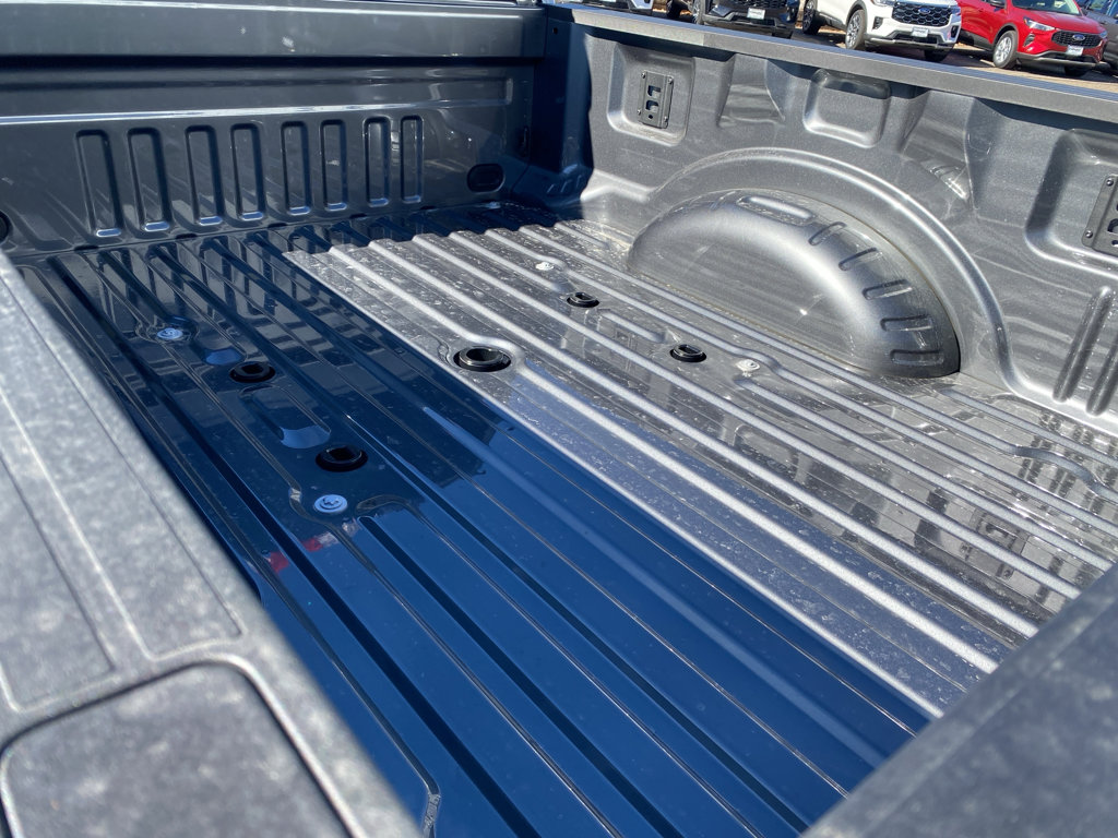 New 2026 Ford F350 Platinum image 2