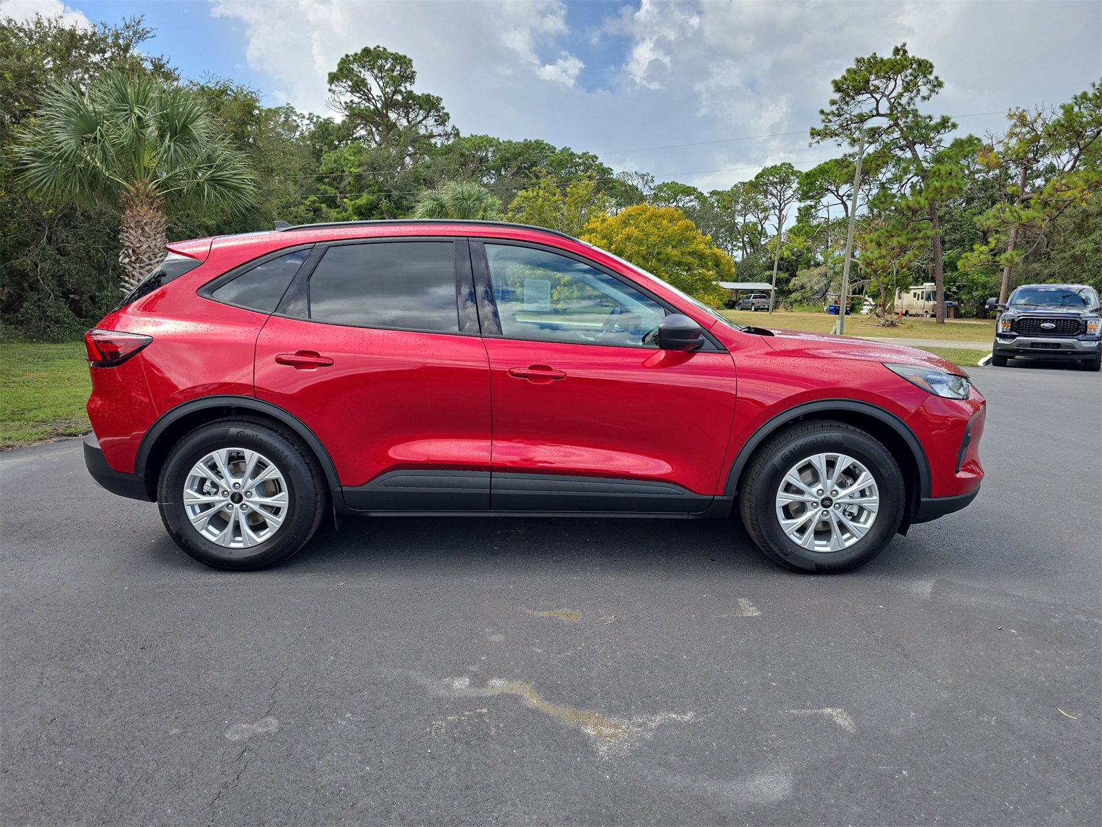 New 2026 Ford Escape Active w/ Active Premium Tech Pack image 3