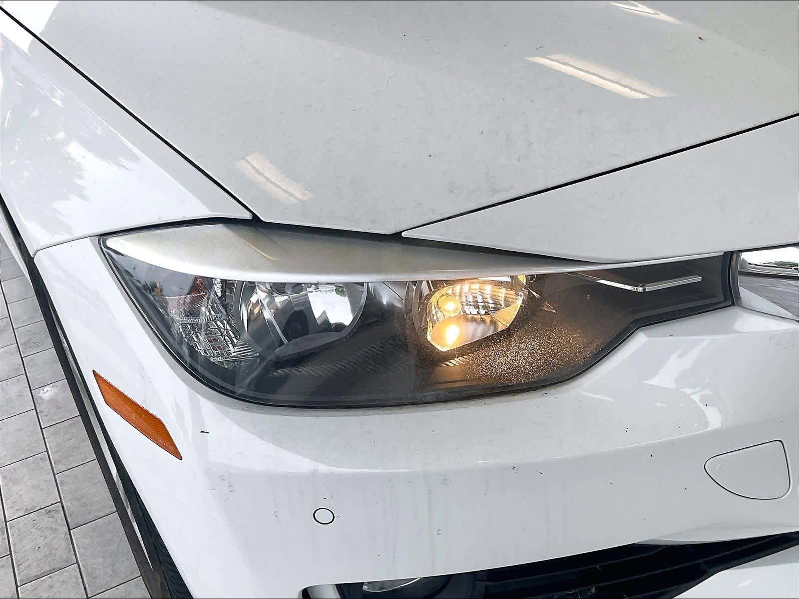 Used 2015 BMW 328i xDrive Sedan AWD/4WD image 29