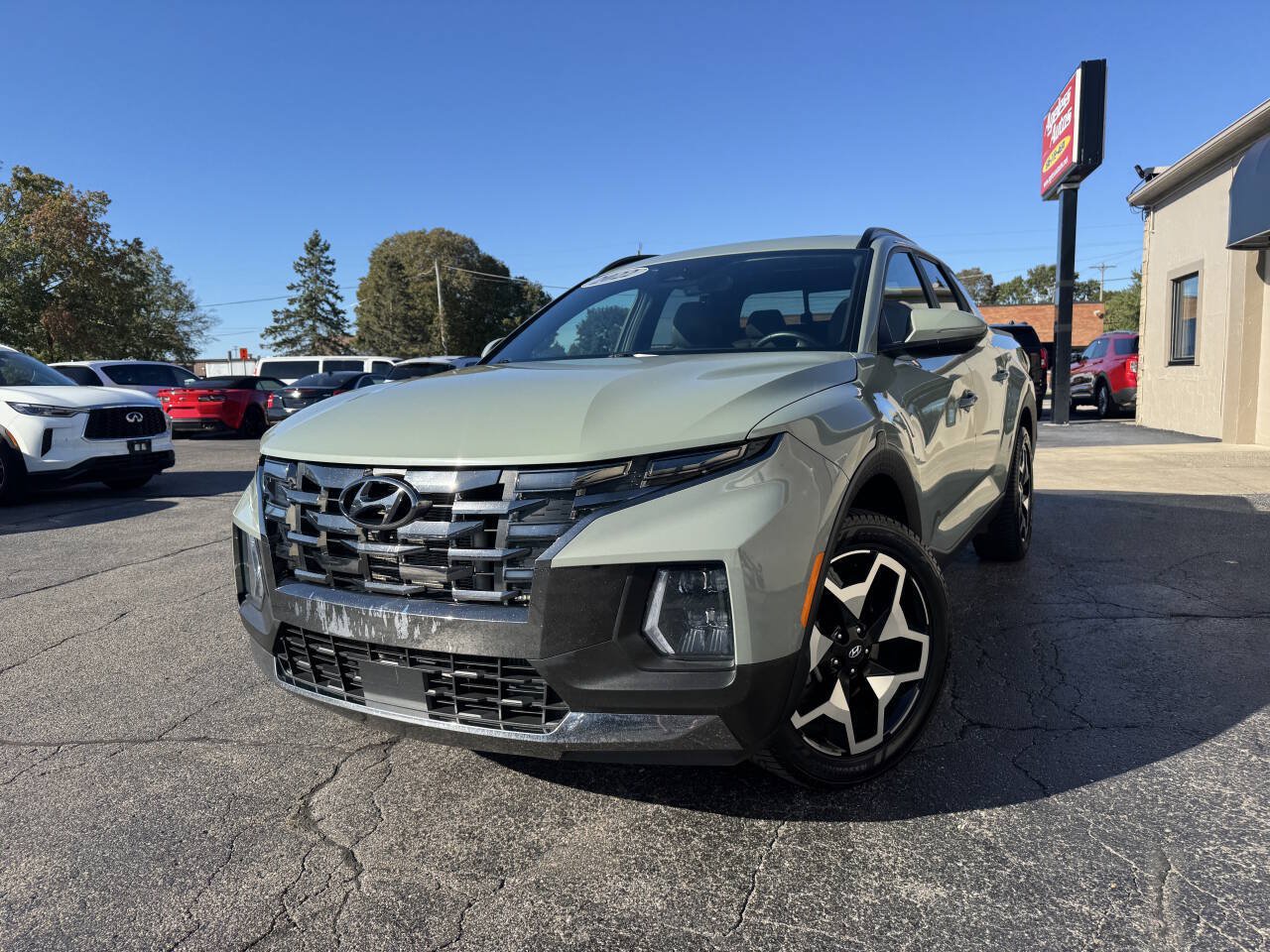 Used 2022 Hyundai Santa Cruz Limited AWD/4WD image 2