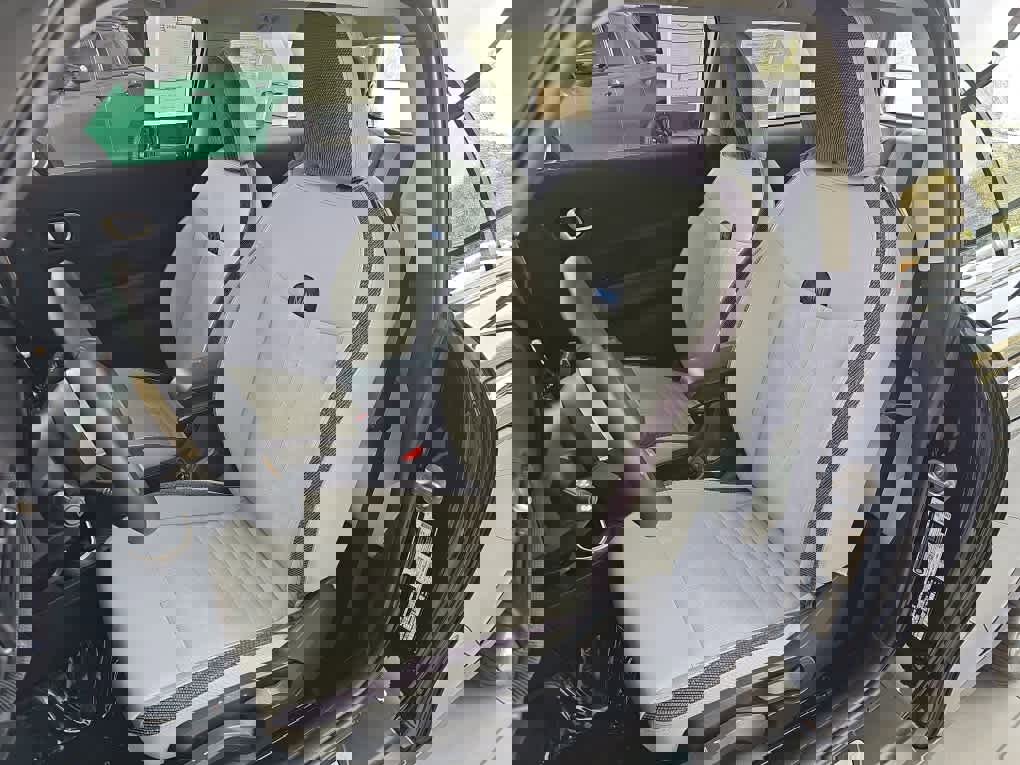 Certified 2025 MINI Cooper 2-Door Hardtop image 4