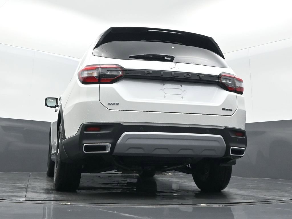 New 2025 Honda Pilot Touring image 20