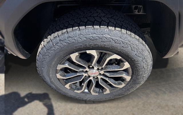 New 2026 GMC Canyon Denali AWD/4WD image 9