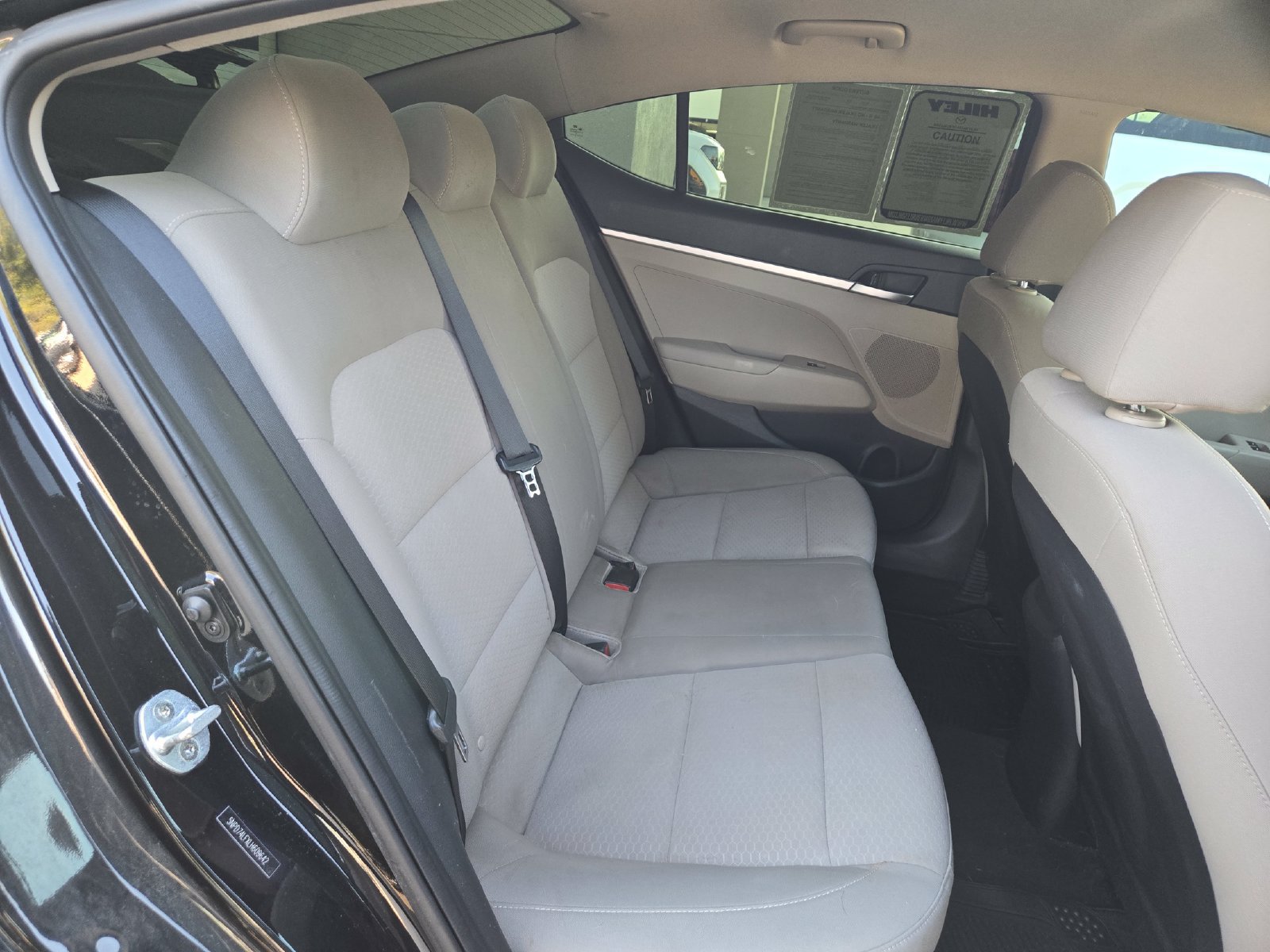 Used 2020 Hyundai Elantra SE FWD image 24