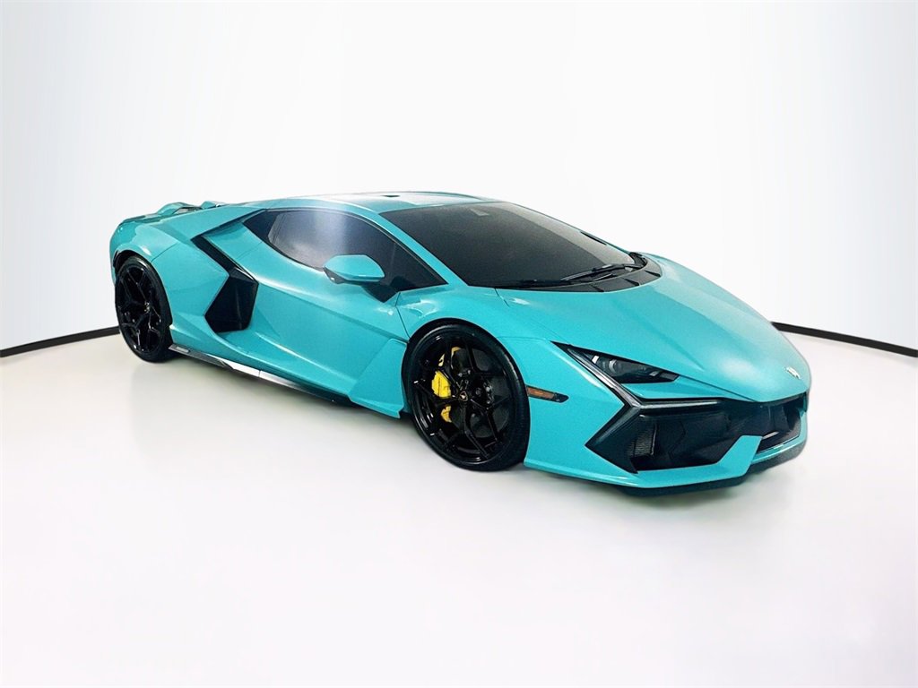 Used 2024 Lamborghini Revuelto image 3