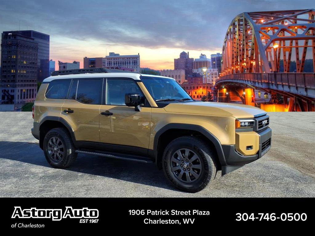 Used 2025 Toyota Land Cruiser image 1