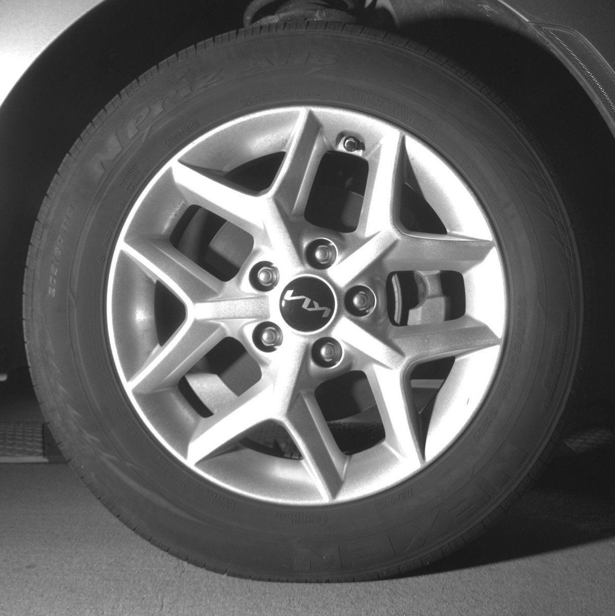 Used 2025 Kia Soul LX w/ LX Technology Package FWD image 13