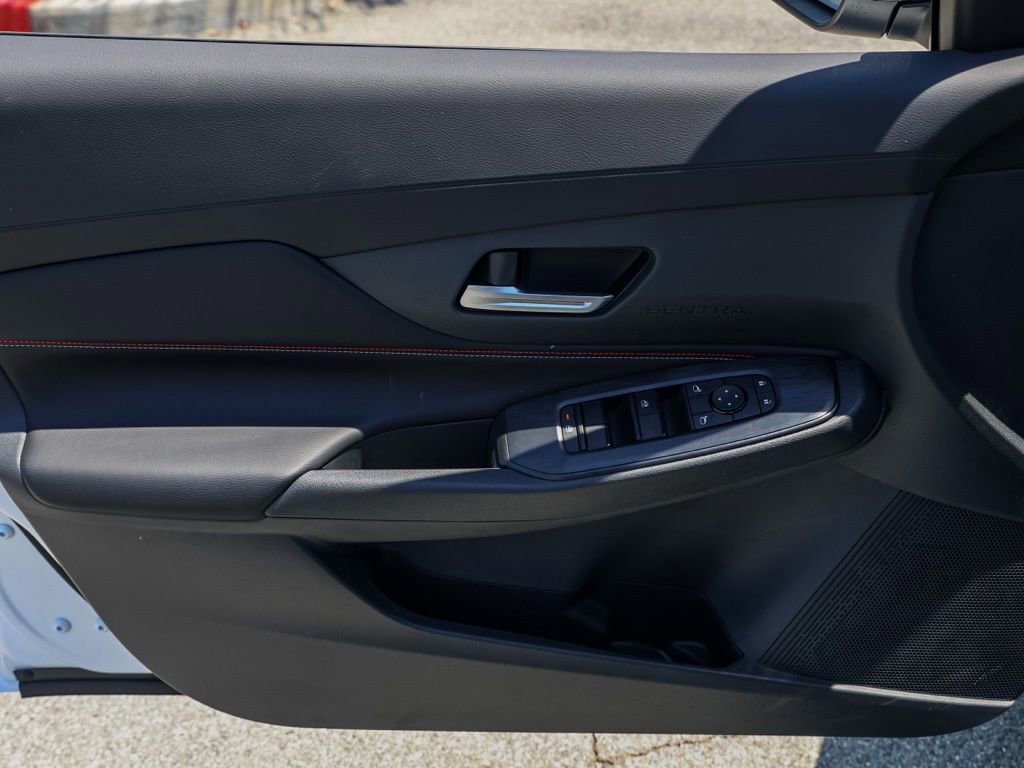 New 2026 Nissan Sentra SR FWD image 22