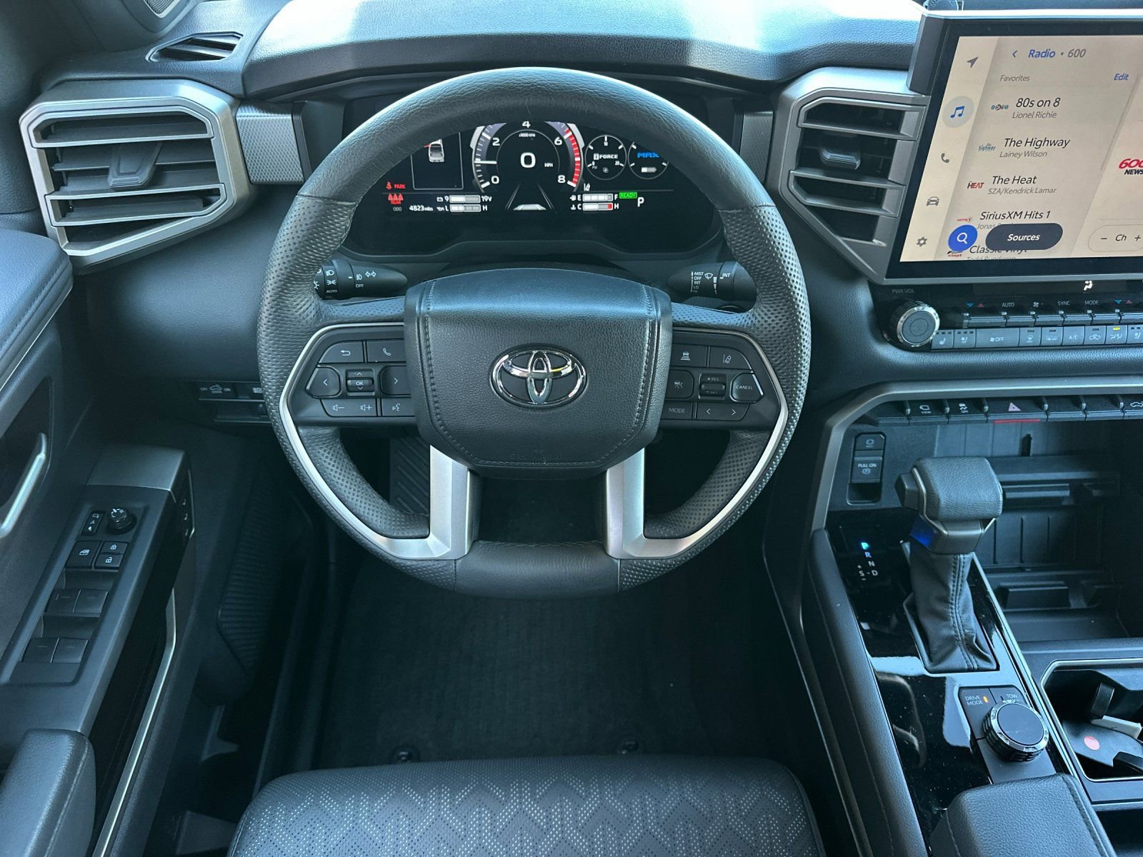 Used 2025 Toyota Tundra Limited RWD image 13