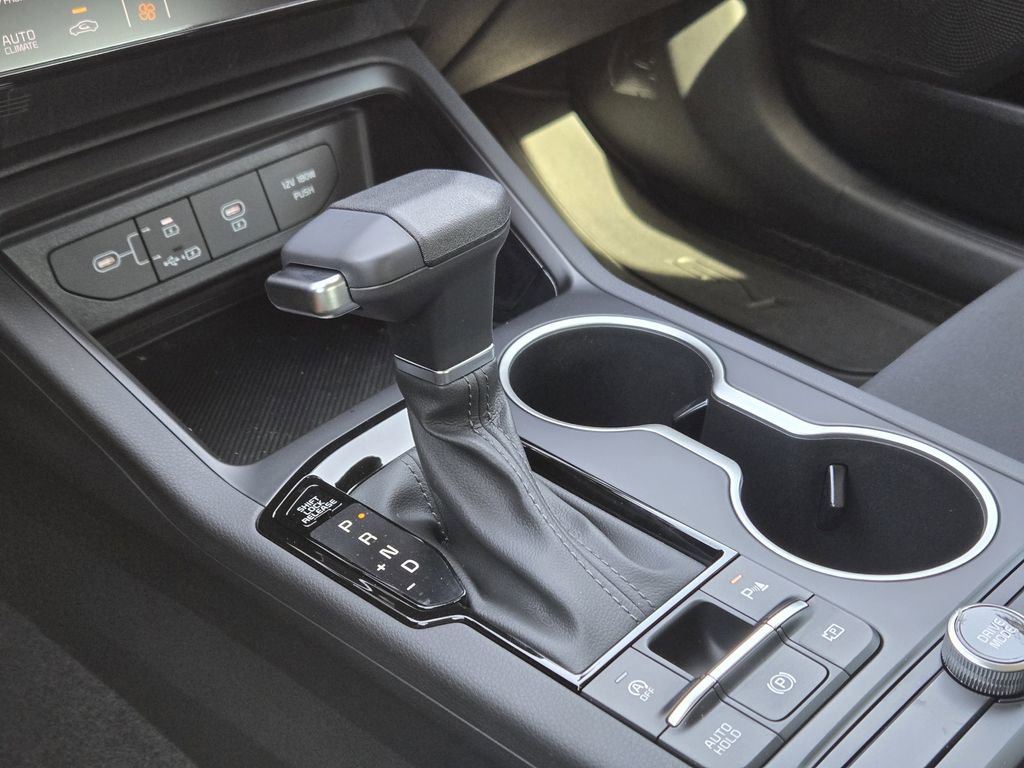 New 2026 Kia K5 LXS FWD image 17