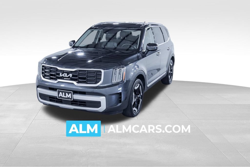 Used 2023 Kia Telluride S w/ S Sunroof Package FWD image 1