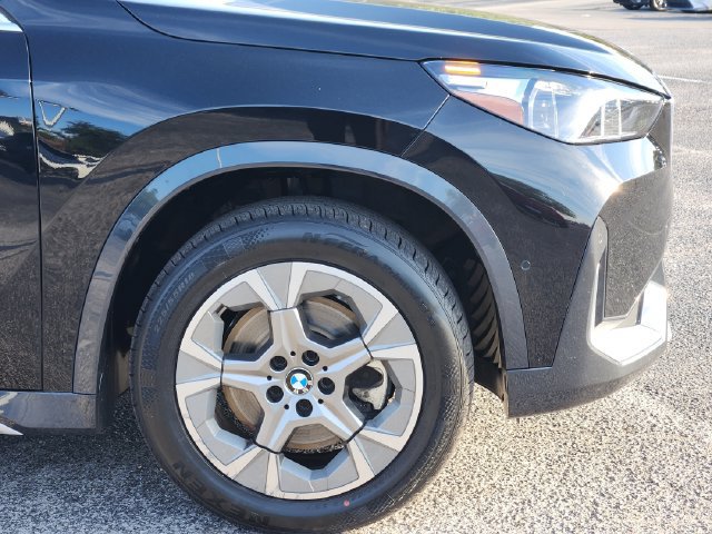 Used 2025 BMW X1 xDrive28i AWD/4WD image 6