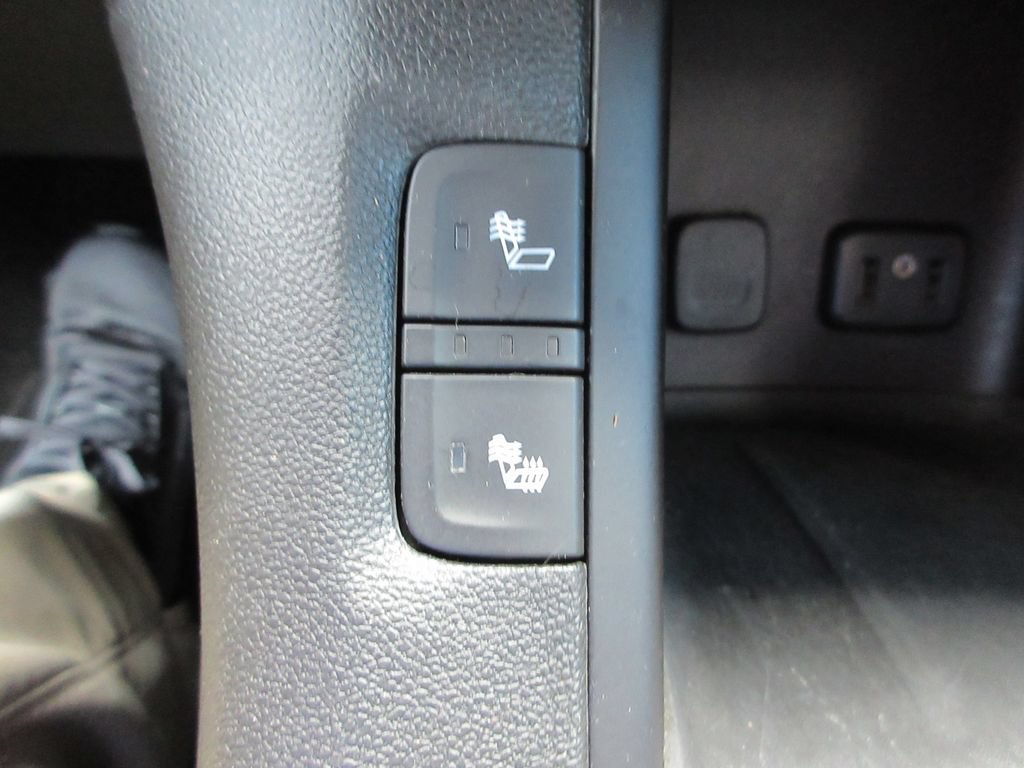 Certified 2019 GMC Acadia SLT AWD/4WD image 30