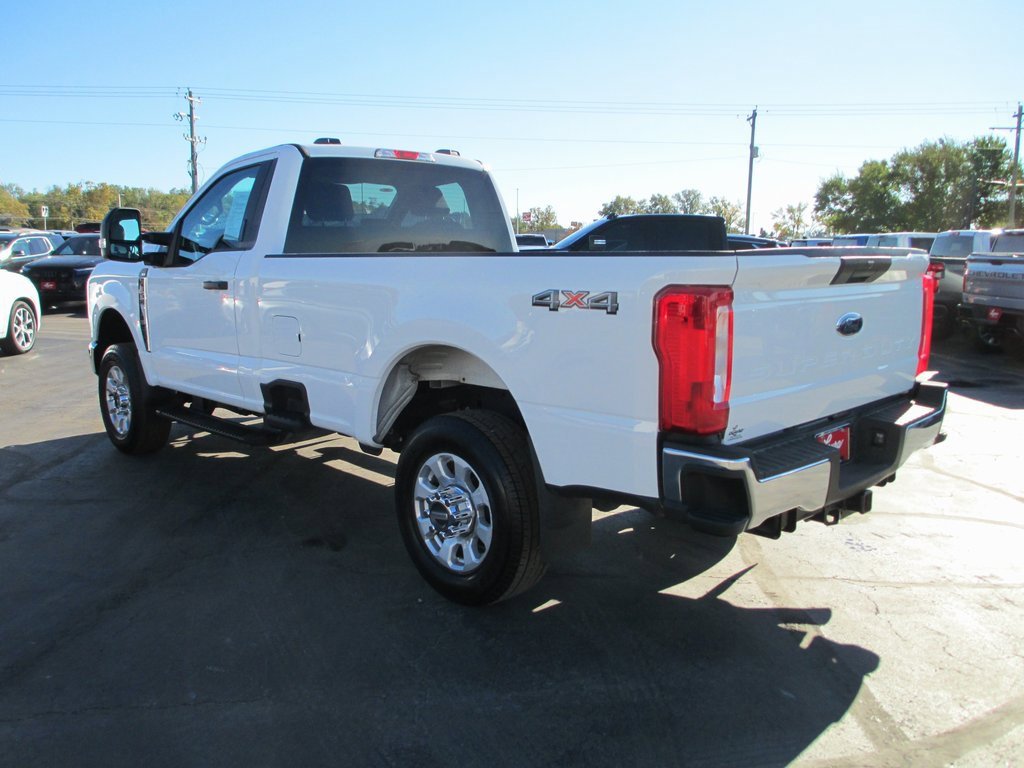 Used 2024 Ford F350 XLT w/ Snow Plow Prep Package image 7
