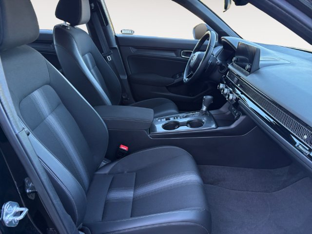 Used 2025 Honda Civic Sport image 14