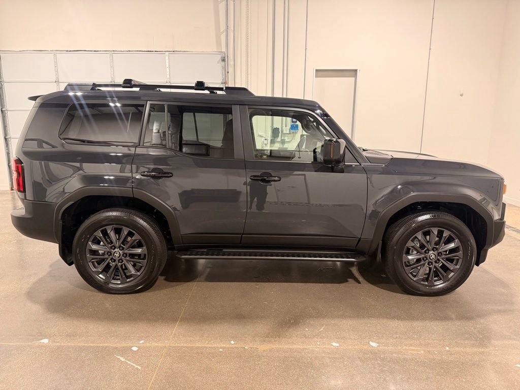 Used 2026 Toyota Land Cruiser w/ Premium Package AWD/4WD image 4