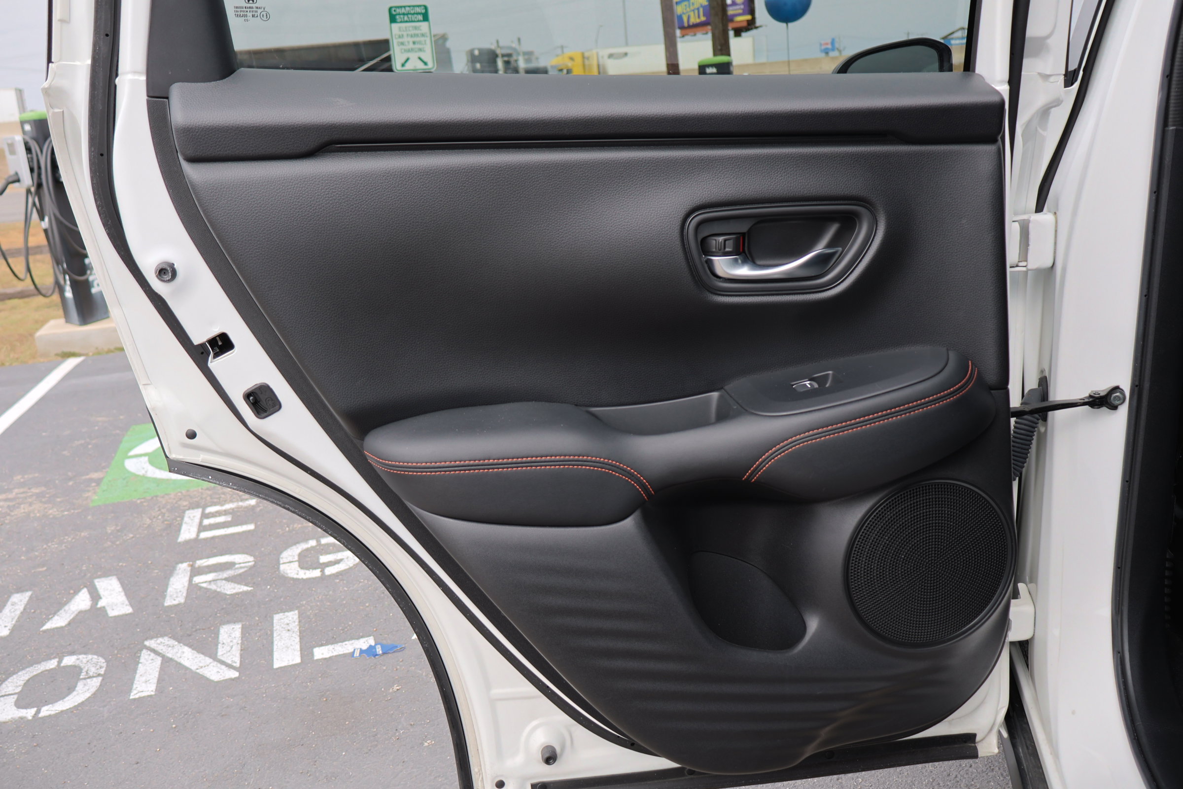 Used 2024 Honda HR-V Sport image 27