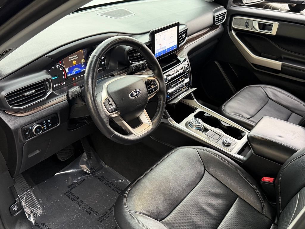 Used 2024 Ford Explorer Limited AWD/4WD image 24