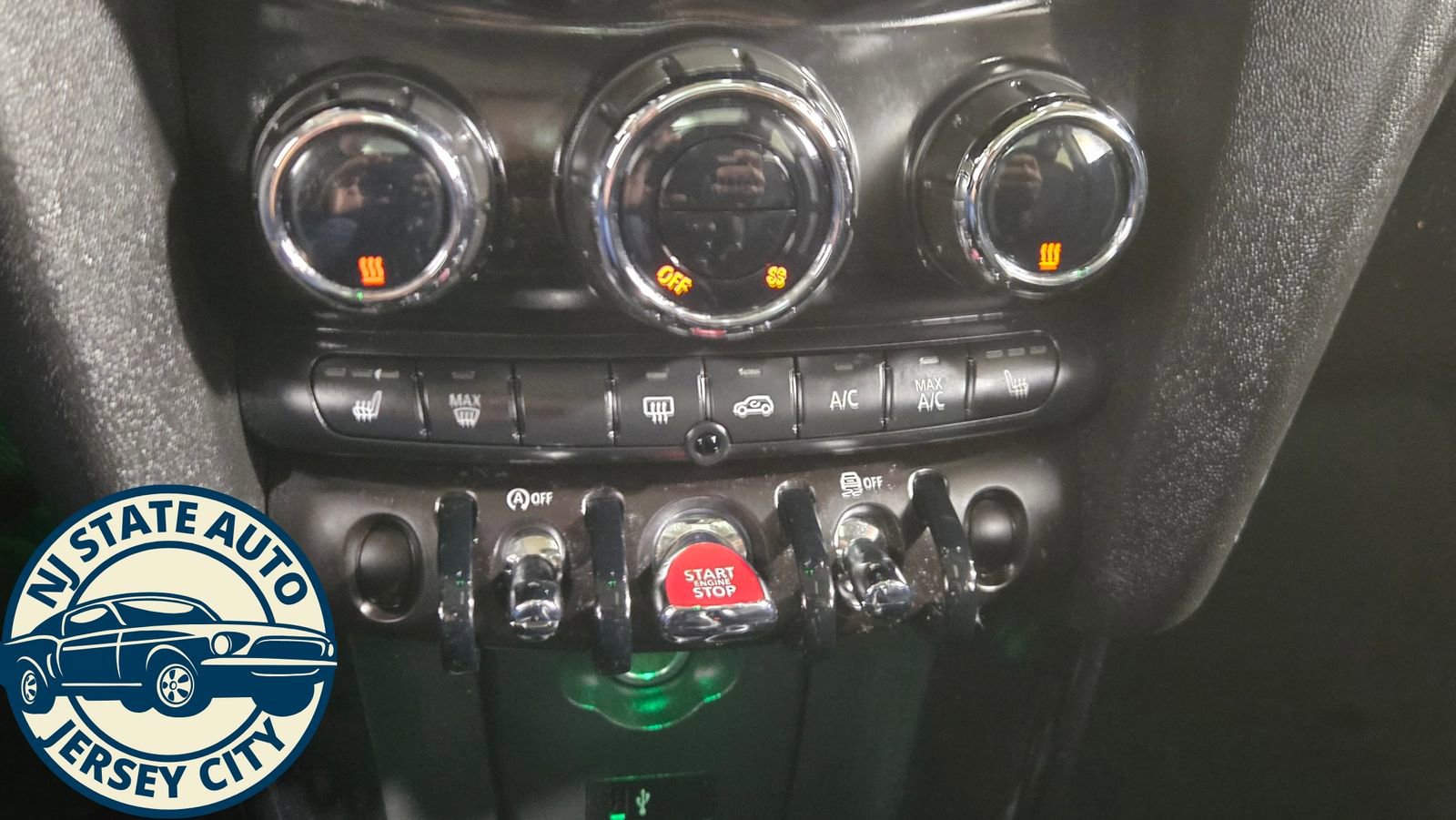 Used 2019 MINI Cooper 2-Door Hardtop FWD image 16