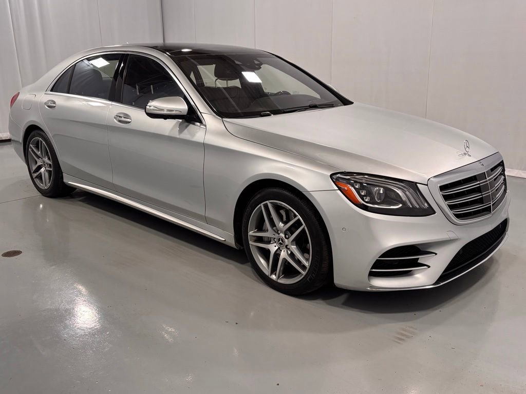 Used 2020 Mercedes-Benz S 560 4MATIC Sedan image 4