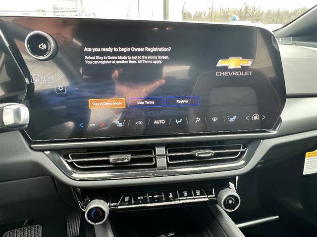 New 2026 Chevrolet Equinox EV RS image 15