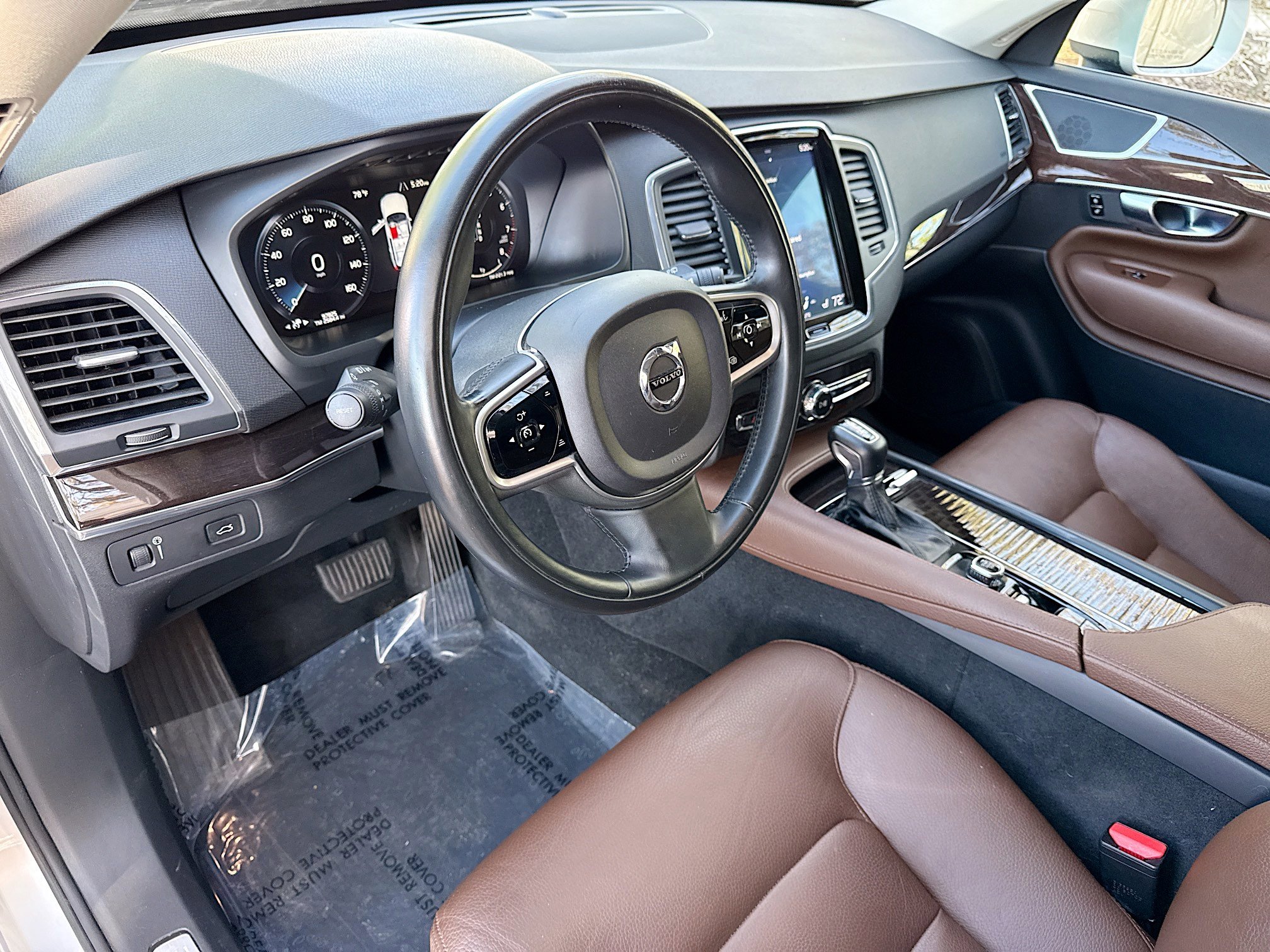 Used 2019 Volvo XC90 T6 Momentum w/ Protection Package Premier image 26