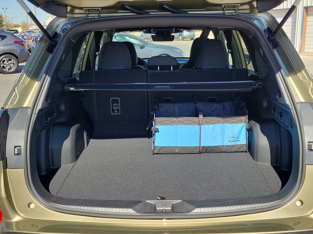 Certified 2025 Subaru Forester Premium image 12