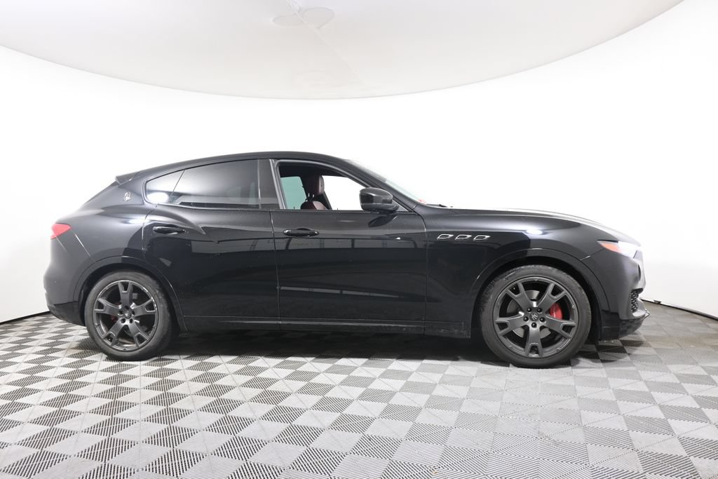 Used 2019 Maserati Levante AWD/4WD image 8