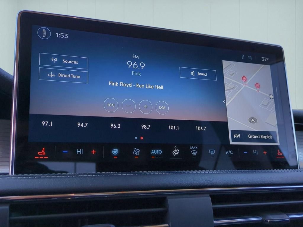 Certified 2023 Lincoln Corsair FWD w/ Equipment Group 101A image 23