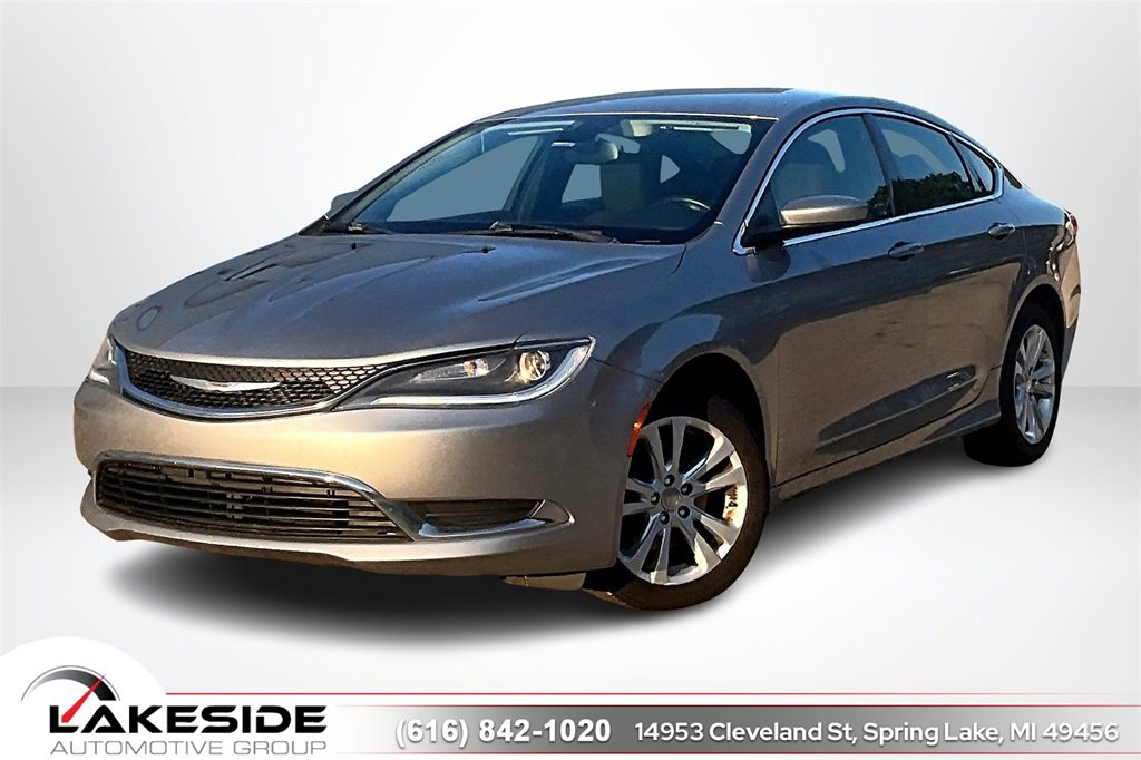 Used 2015 Chrysler 200 Limited w/ Convenience Group