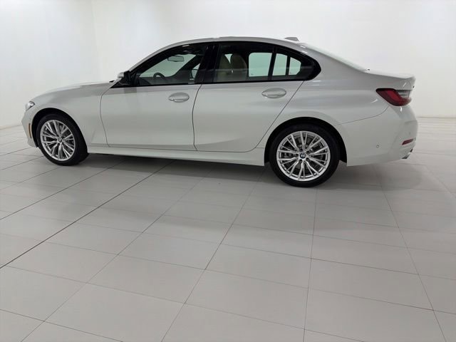 Certified 2023 BMW 330i xDrive Sedan w/ Premium Package AWD/4WD image 47