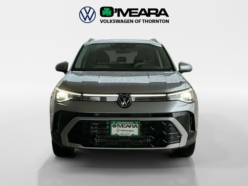 New 2025 Volkswagen Taos SEL image 8