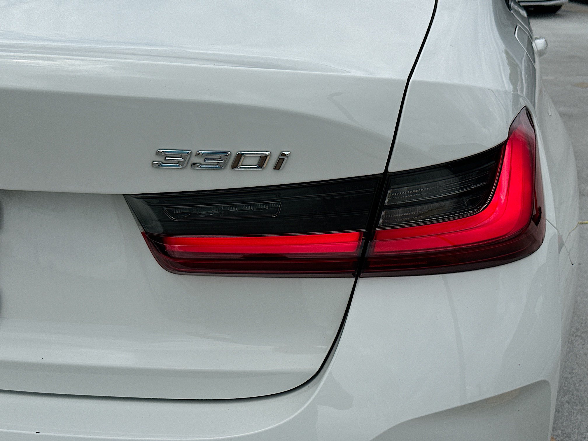 Certified 2023 BMW 330i Sedan w/ Convenience Package RWD image 31
