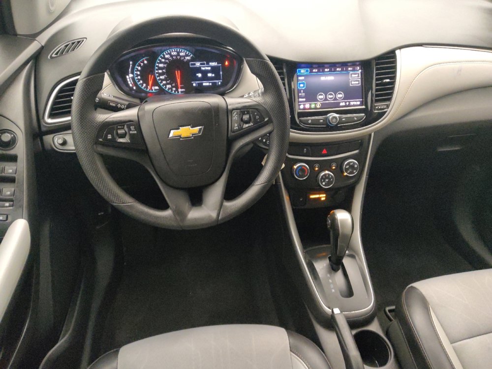 Used 2021 Chevrolet Trax LT image 22