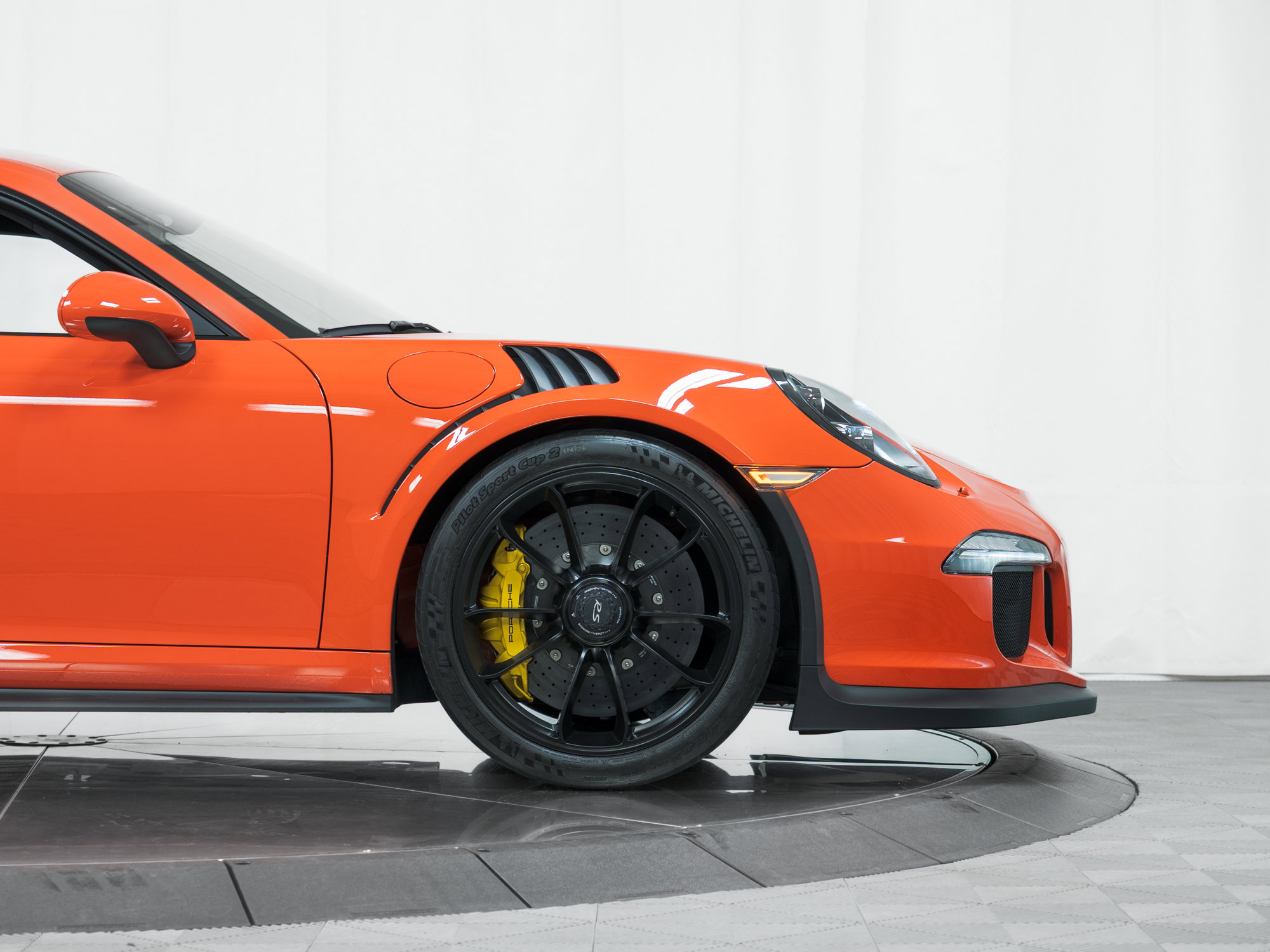 Certified 2016 Porsche 911 GT3 RS image 11