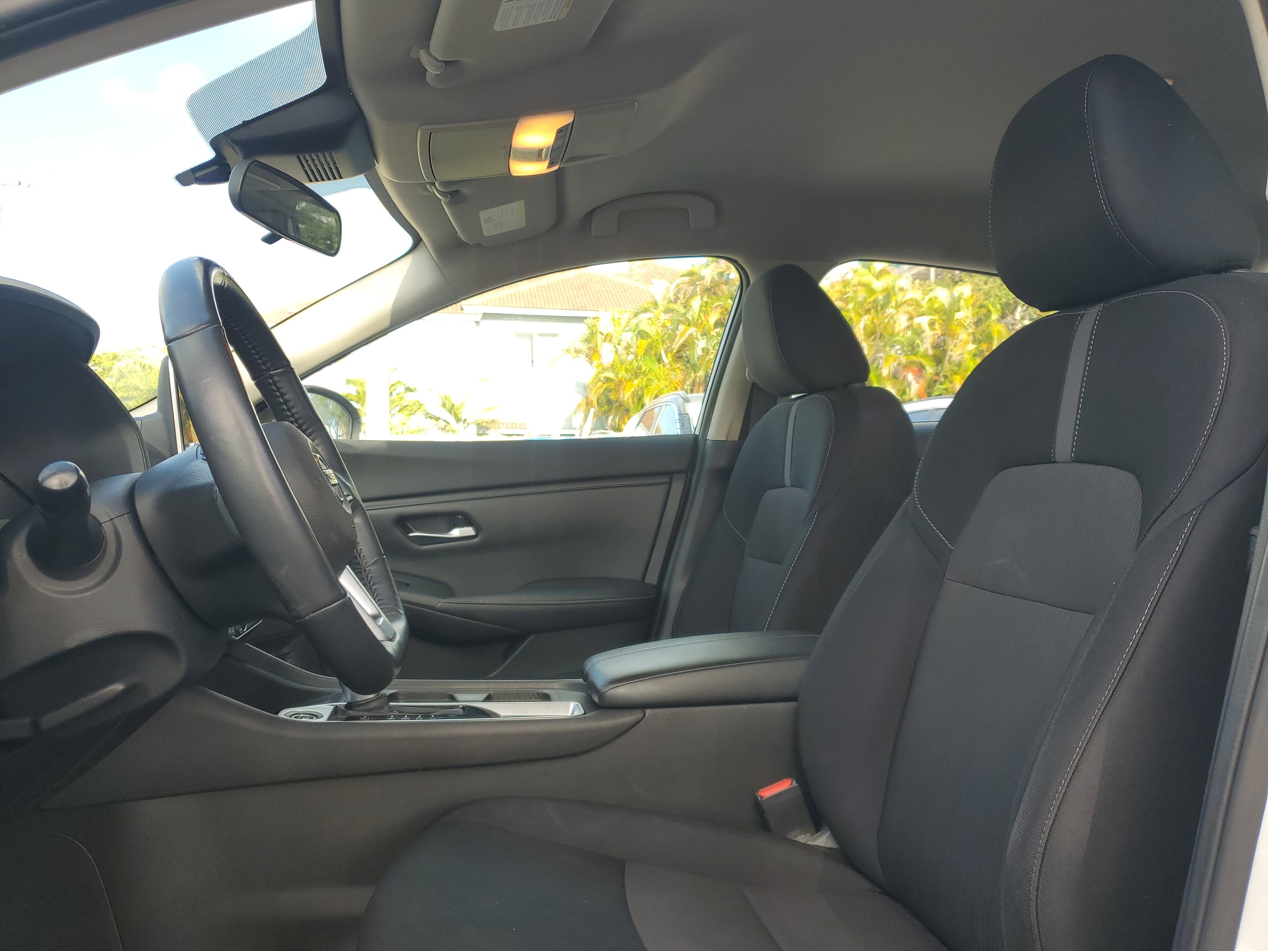 Certified 2022 Nissan Sentra SV w/ All-Weather Package image 9