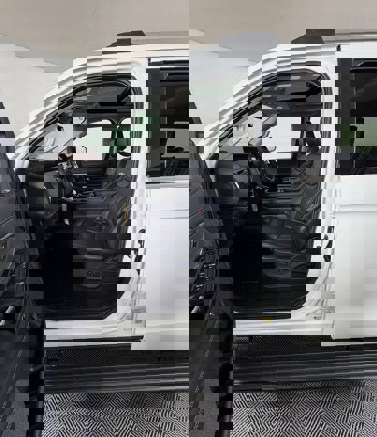 New 2025 Ford Expedition Platinum w/ Driver's Package image 9